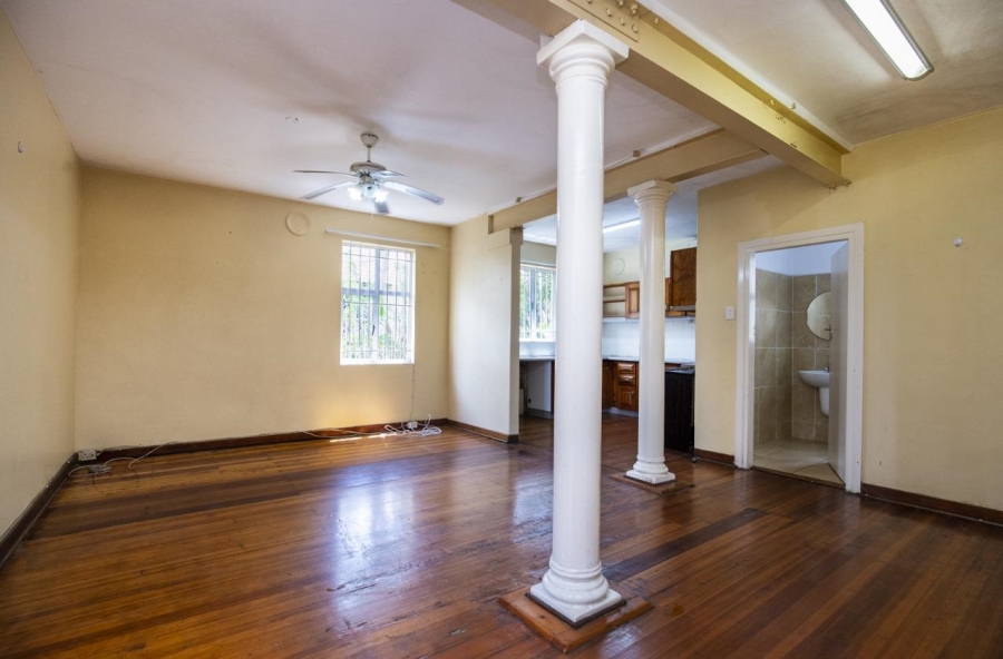 1 Bedroom Property for Sale in Windermere KwaZulu-Natal