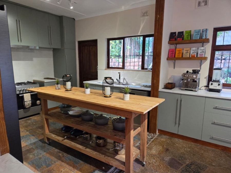3 Bedroom Property for Sale in Umtentweni KwaZulu-Natal