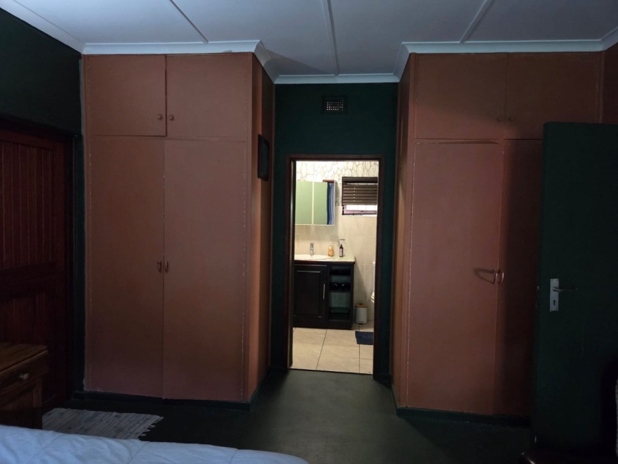 3 Bedroom Property for Sale in Umtentweni KwaZulu-Natal