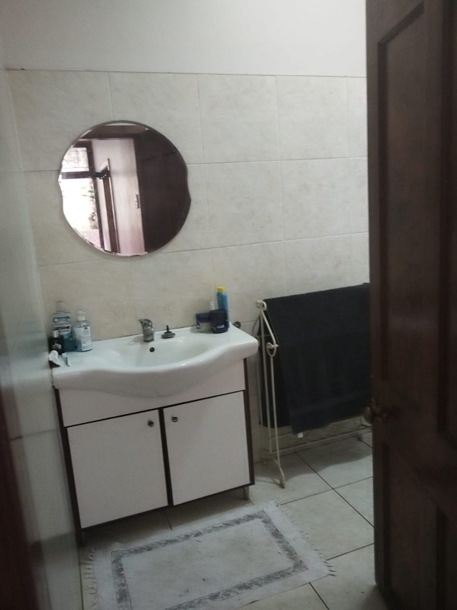 1 Bedroom Property for Sale in Essenwood KwaZulu-Natal