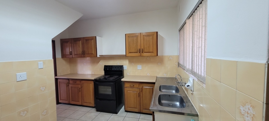 2 Bedroom Property for Sale in Umtentweni KwaZulu-Natal