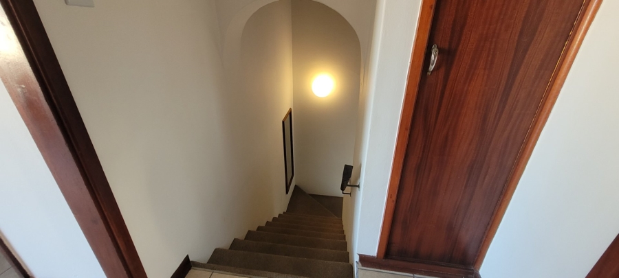 2 Bedroom Property for Sale in Umtentweni KwaZulu-Natal