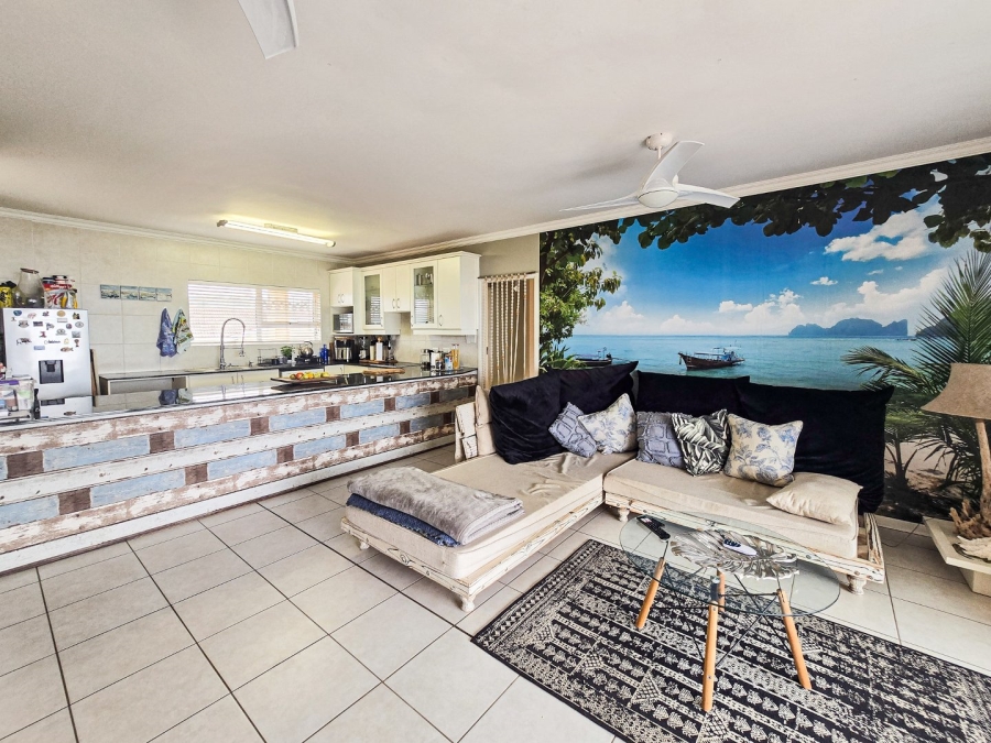 2 Bedroom Property for Sale in Sea Park KwaZulu-Natal