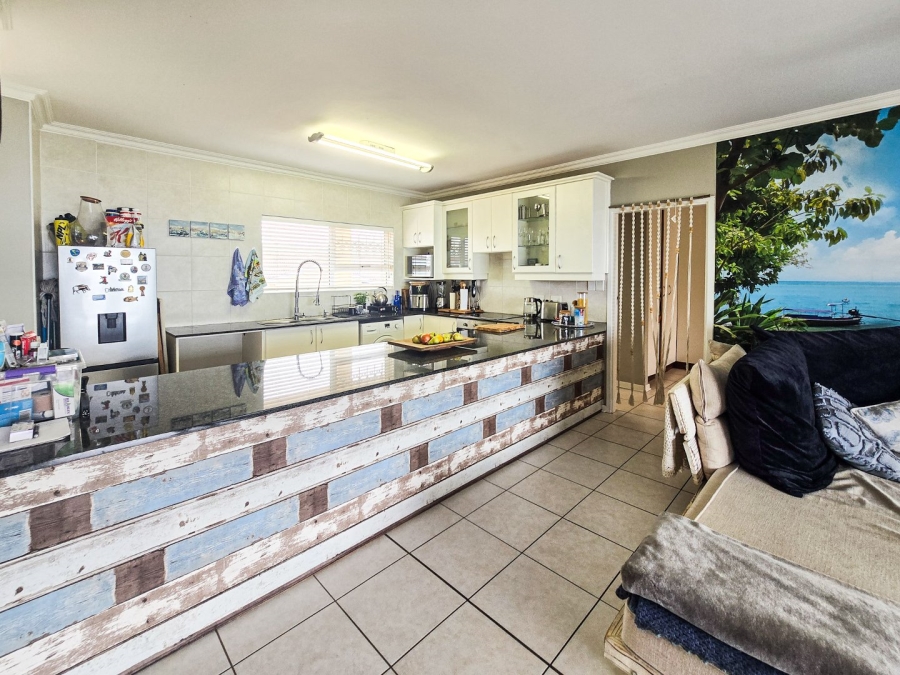 2 Bedroom Property for Sale in Sea Park KwaZulu-Natal