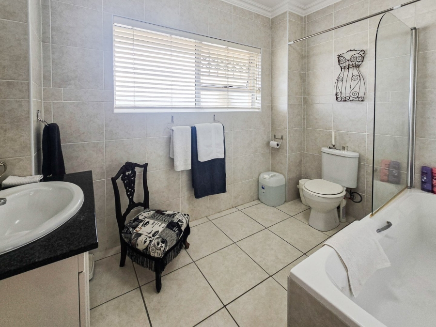 2 Bedroom Property for Sale in Sea Park KwaZulu-Natal