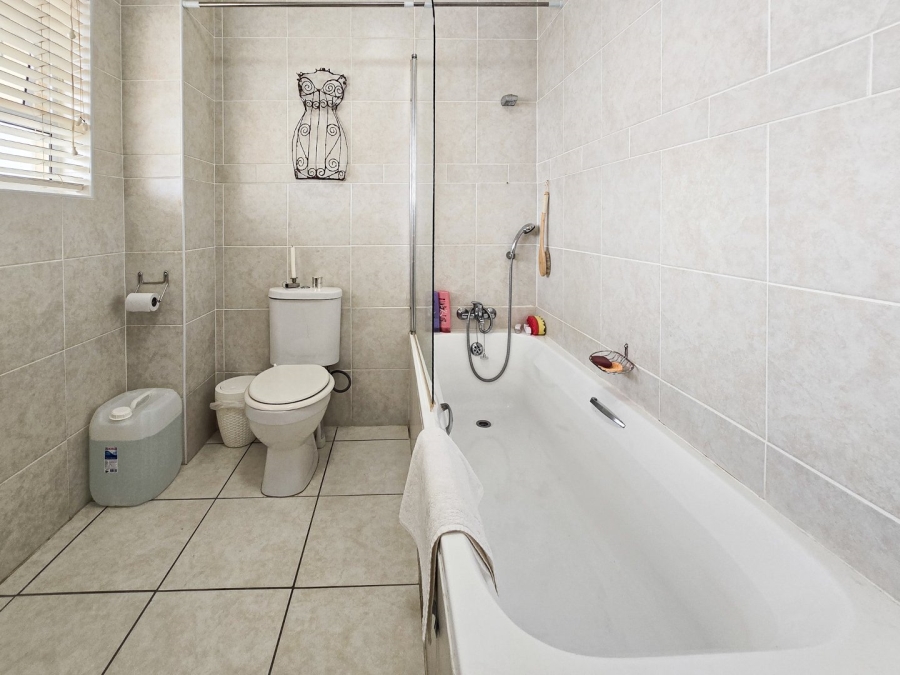 2 Bedroom Property for Sale in Sea Park KwaZulu-Natal