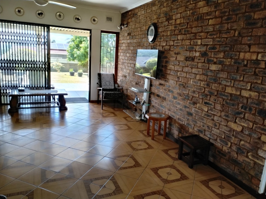 2 Bedroom Property for Sale in Widenham KwaZulu-Natal