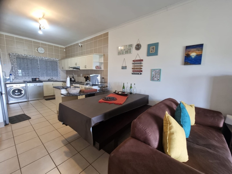 2 Bedroom Property for Sale in Hibberdene KwaZulu-Natal