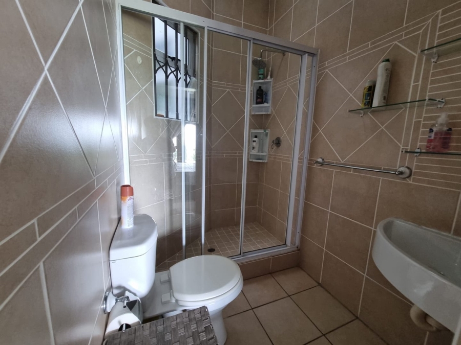 2 Bedroom Property for Sale in Hibberdene KwaZulu-Natal