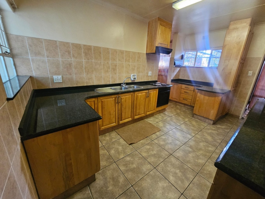 4 Bedroom Property for Sale in Huttenheights KwaZulu-Natal