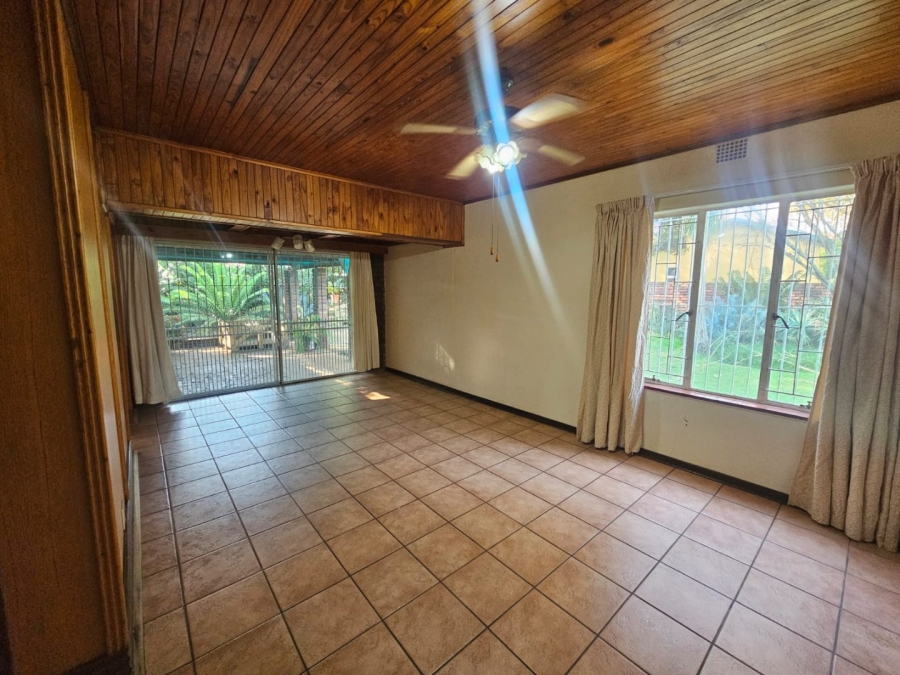 4 Bedroom Property for Sale in Huttenheights KwaZulu-Natal