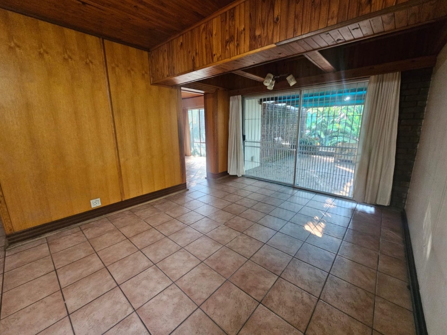 4 Bedroom Property for Sale in Huttenheights KwaZulu-Natal