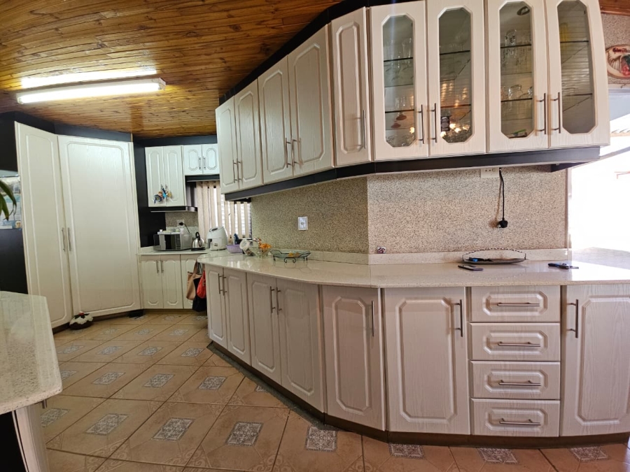 3 Bedroom Property for Sale in Lennoxton KwaZulu-Natal