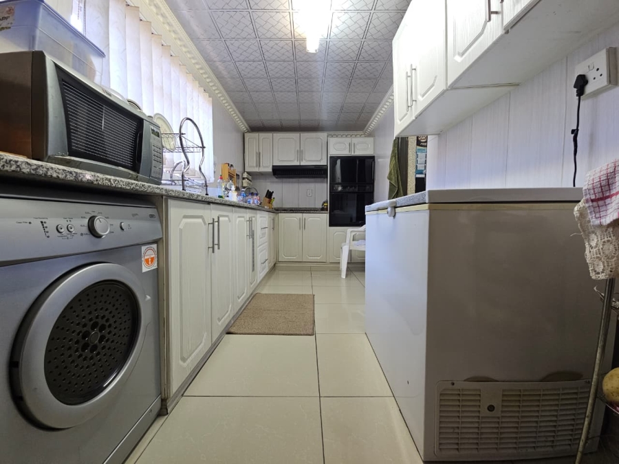 3 Bedroom Property for Sale in Lennoxton KwaZulu-Natal