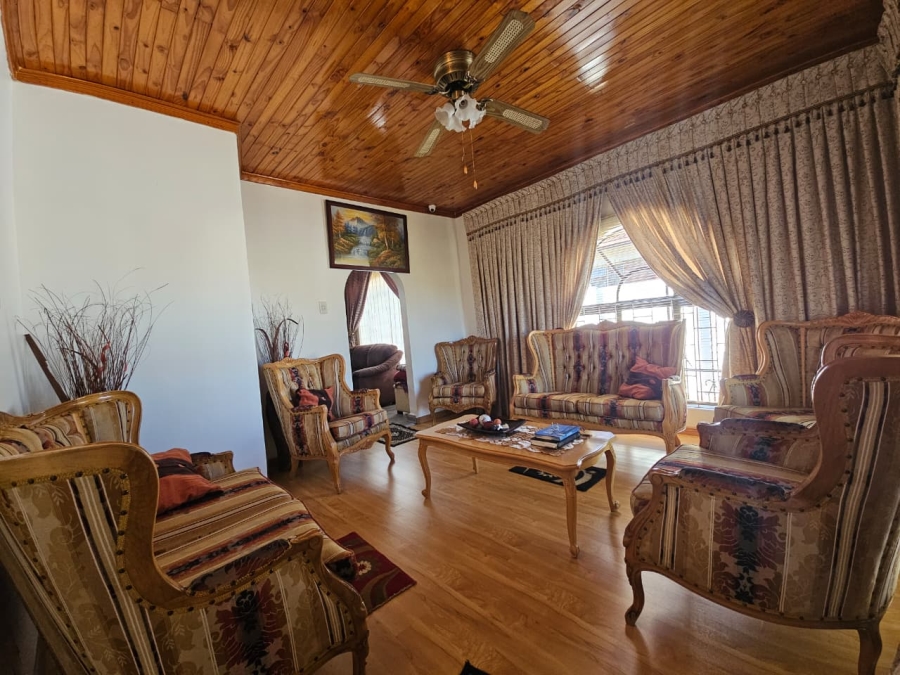 3 Bedroom Property for Sale in Lennoxton KwaZulu-Natal
