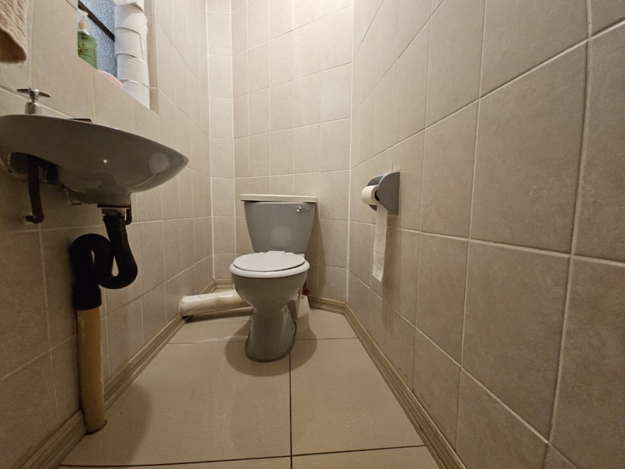 3 Bedroom Property for Sale in Lennoxton KwaZulu-Natal
