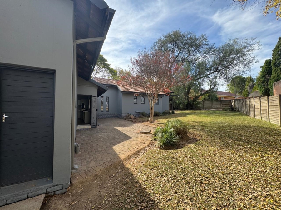 4 Bedroom Property for Sale in Aviary Hill KwaZulu-Natal