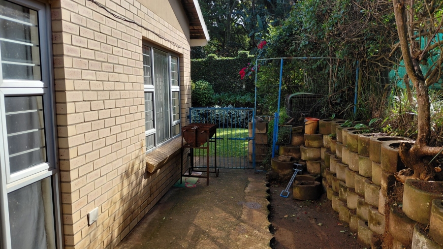 3 Bedroom Property for Sale in Umtentweni KwaZulu-Natal