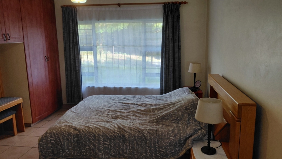 3 Bedroom Property for Sale in Umtentweni KwaZulu-Natal
