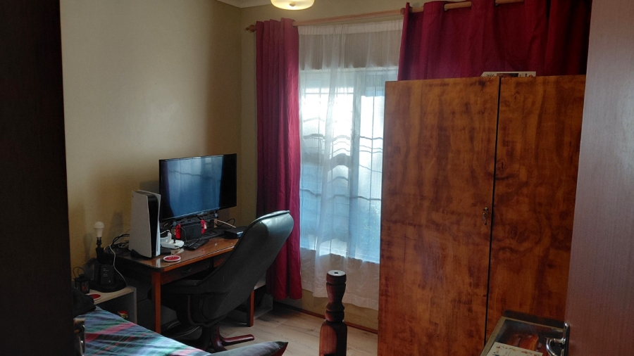 3 Bedroom Property for Sale in Umtentweni KwaZulu-Natal