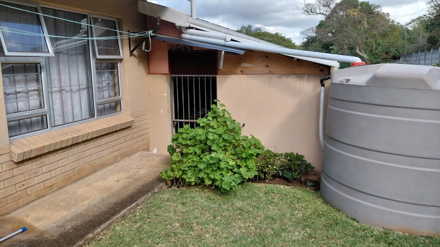 3 Bedroom Property for Sale in Umtentweni KwaZulu-Natal