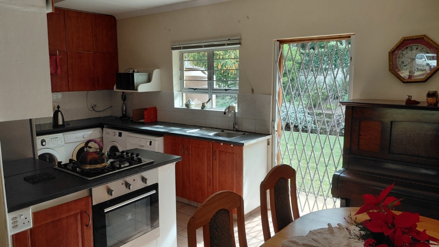 3 Bedroom Property for Sale in Umtentweni KwaZulu-Natal