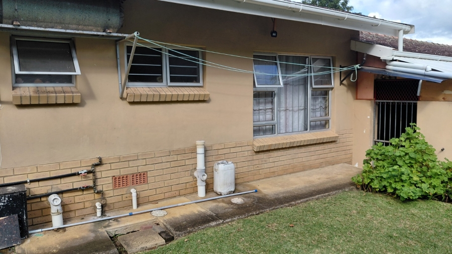 3 Bedroom Property for Sale in Umtentweni KwaZulu-Natal