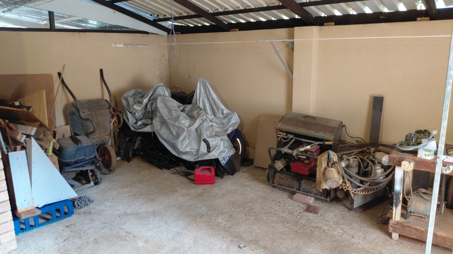 3 Bedroom Property for Sale in Umtentweni KwaZulu-Natal