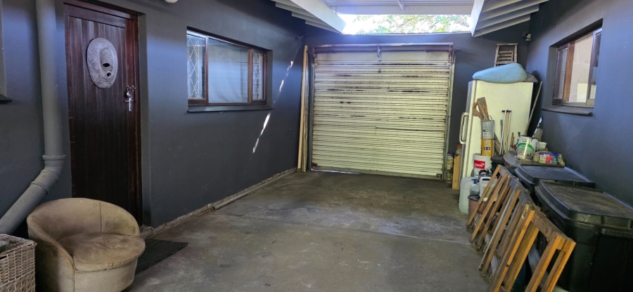 3 Bedroom Property for Sale in Sea Park KwaZulu-Natal