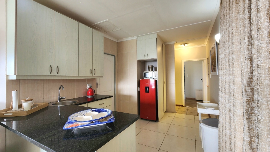4 Bedroom Property for Sale in Uvongo KwaZulu-Natal