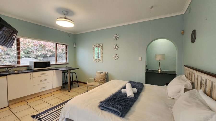 4 Bedroom Property for Sale in Uvongo KwaZulu-Natal