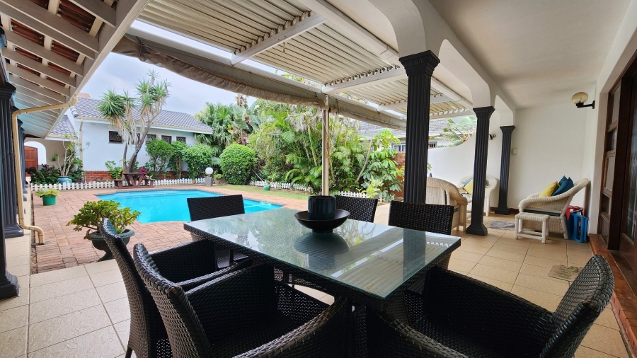 4 Bedroom Property for Sale in Uvongo KwaZulu-Natal
