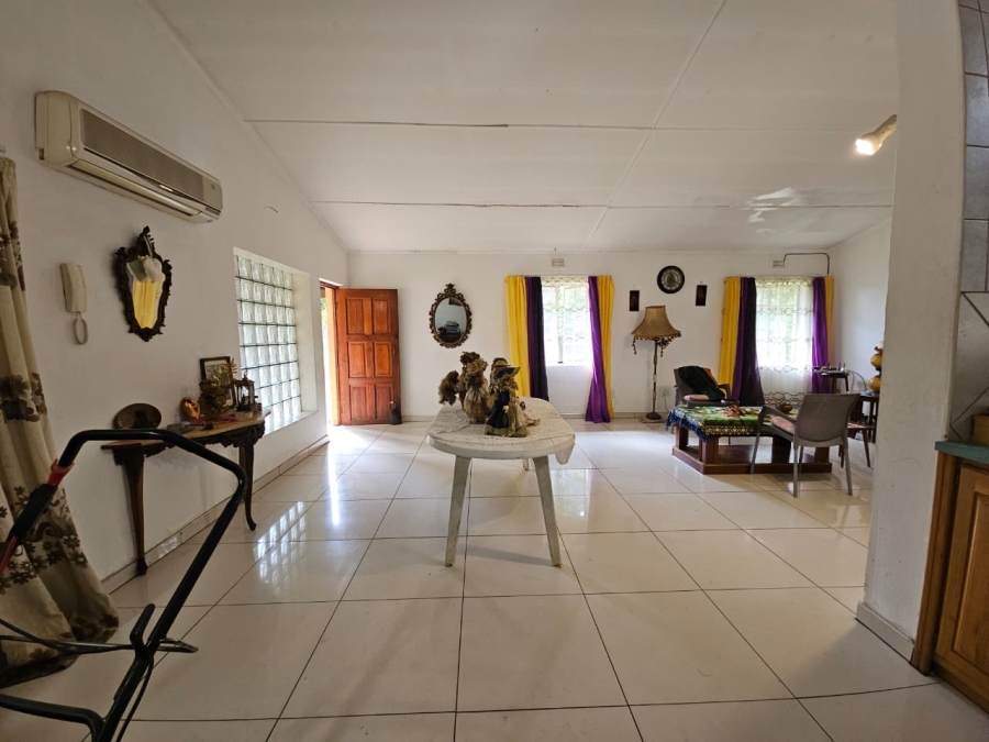 4 Bedroom Property for Sale in Aviary Hill KwaZulu-Natal
