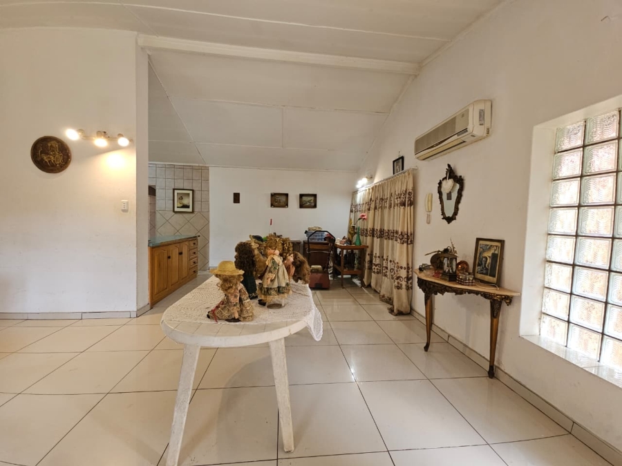 4 Bedroom Property for Sale in Aviary Hill KwaZulu-Natal