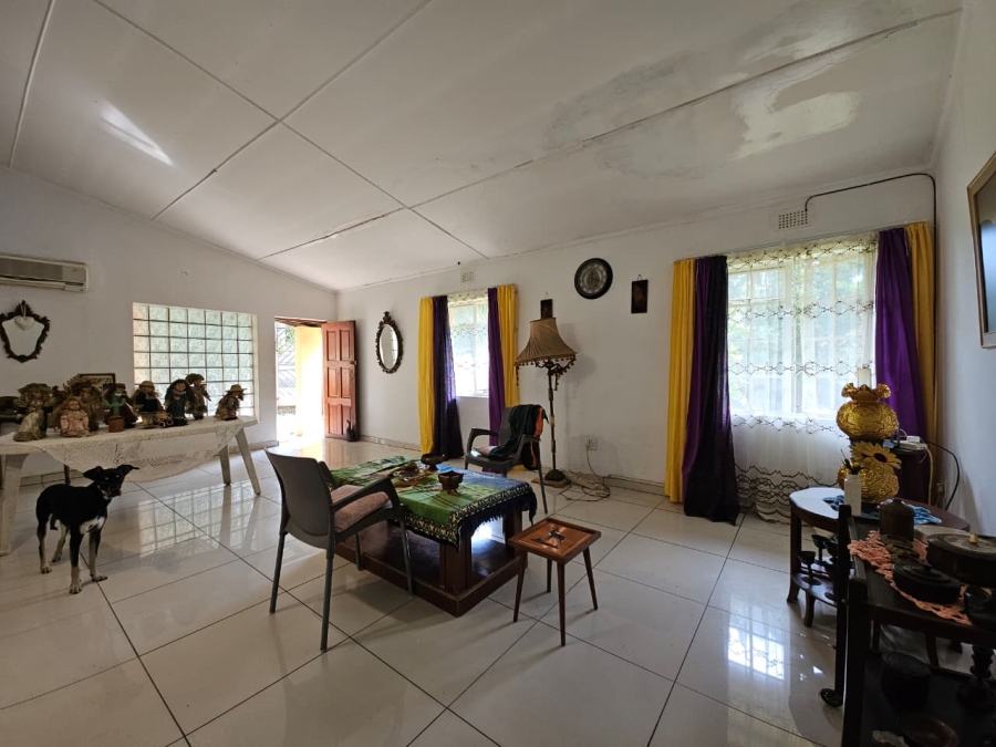 4 Bedroom Property for Sale in Aviary Hill KwaZulu-Natal