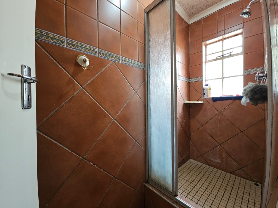 4 Bedroom Property for Sale in Aviary Hill KwaZulu-Natal