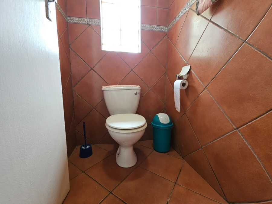 4 Bedroom Property for Sale in Aviary Hill KwaZulu-Natal