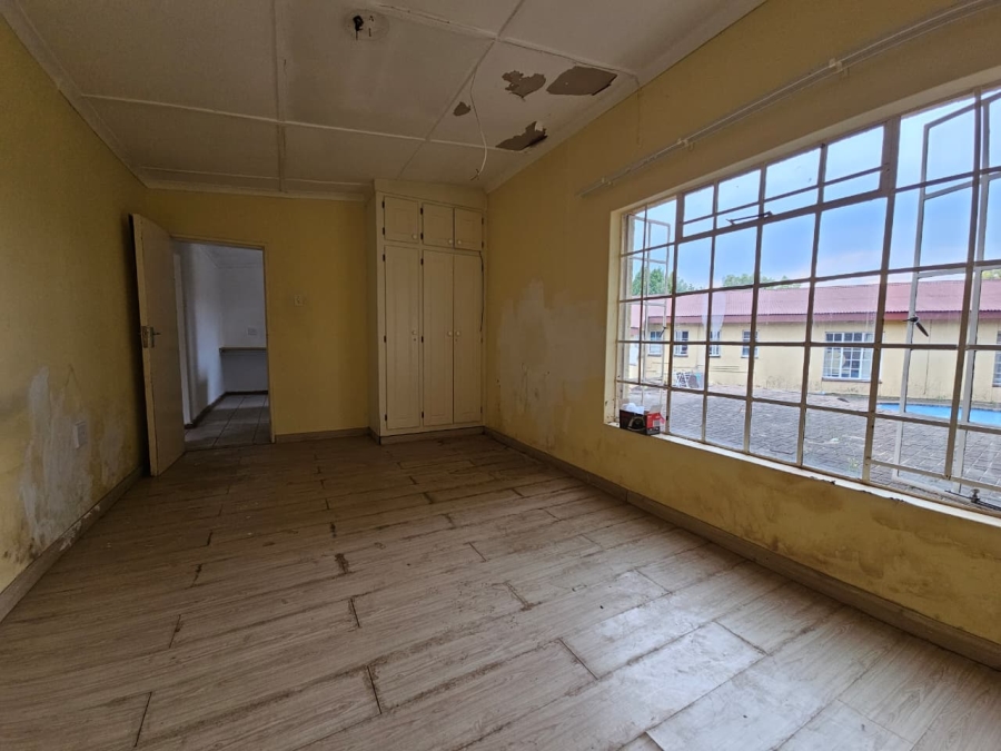 4 Bedroom Property for Sale in Aviary Hill KwaZulu-Natal