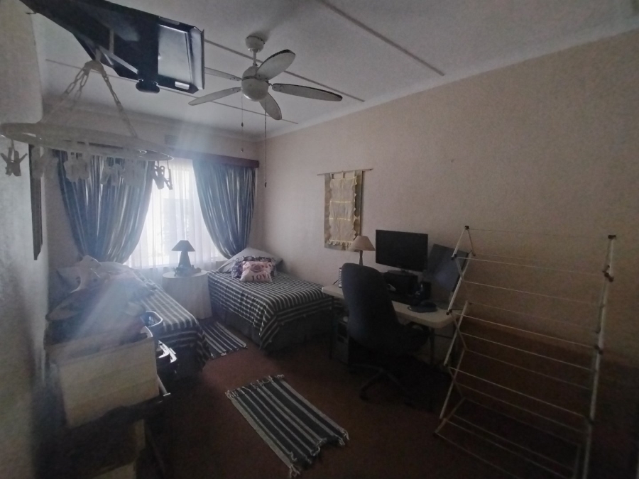 3 Bedroom Property for Sale in Uvongo KwaZulu-Natal