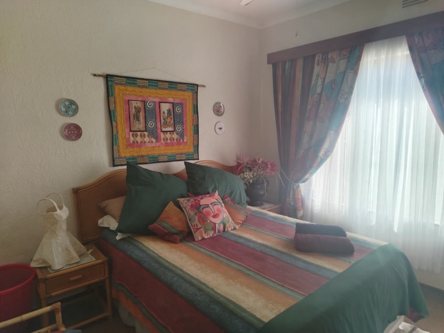 3 Bedroom Property for Sale in Uvongo KwaZulu-Natal