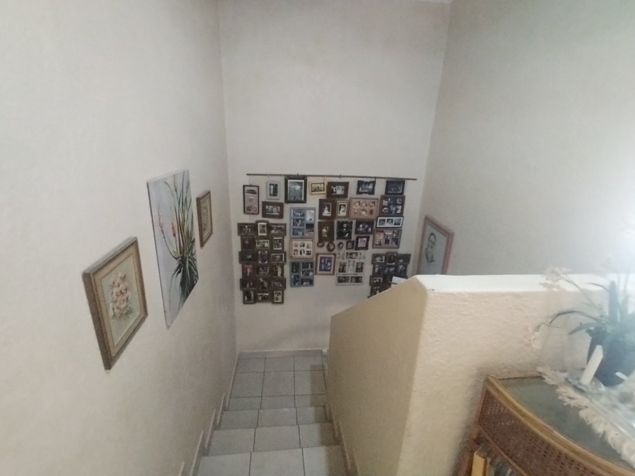3 Bedroom Property for Sale in Uvongo KwaZulu-Natal