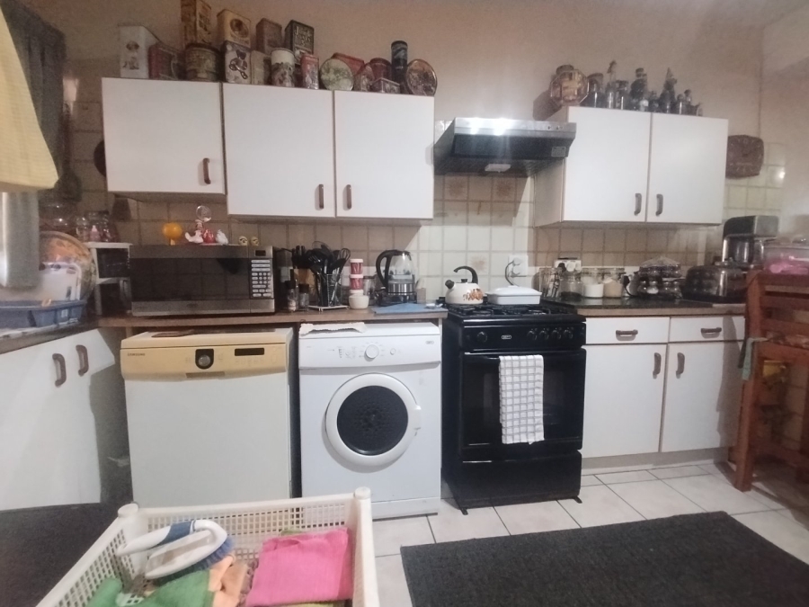 3 Bedroom Property for Sale in Uvongo KwaZulu-Natal
