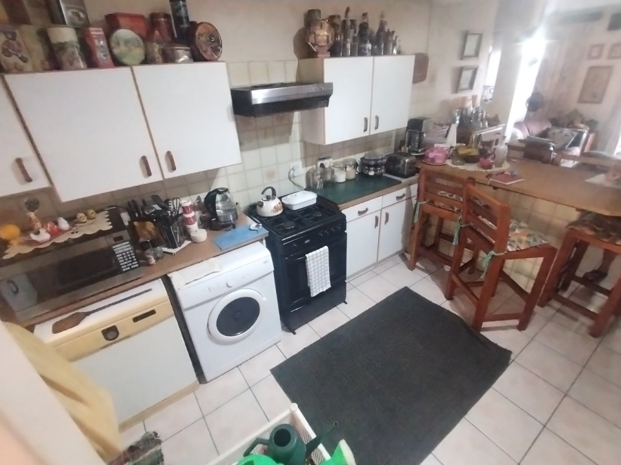 3 Bedroom Property for Sale in Uvongo KwaZulu-Natal