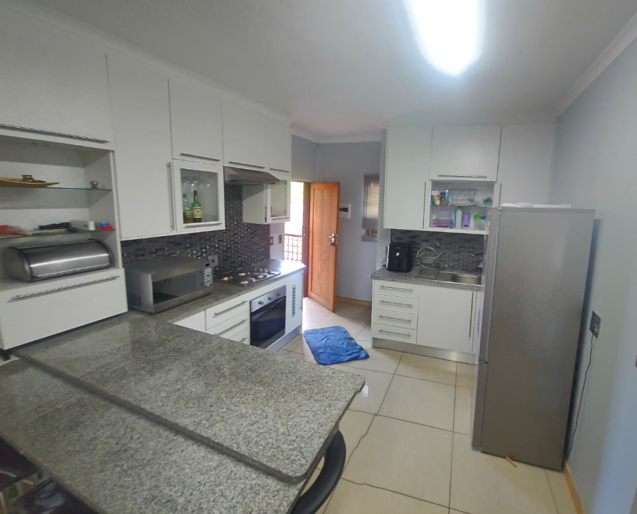2 Bedroom Property for Sale in Pioneer Park KwaZulu-Natal