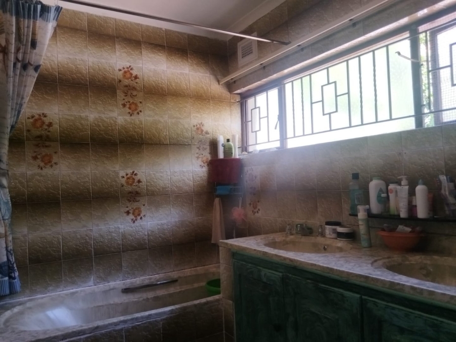 3 Bedroom Property for Sale in Silverglen KwaZulu-Natal