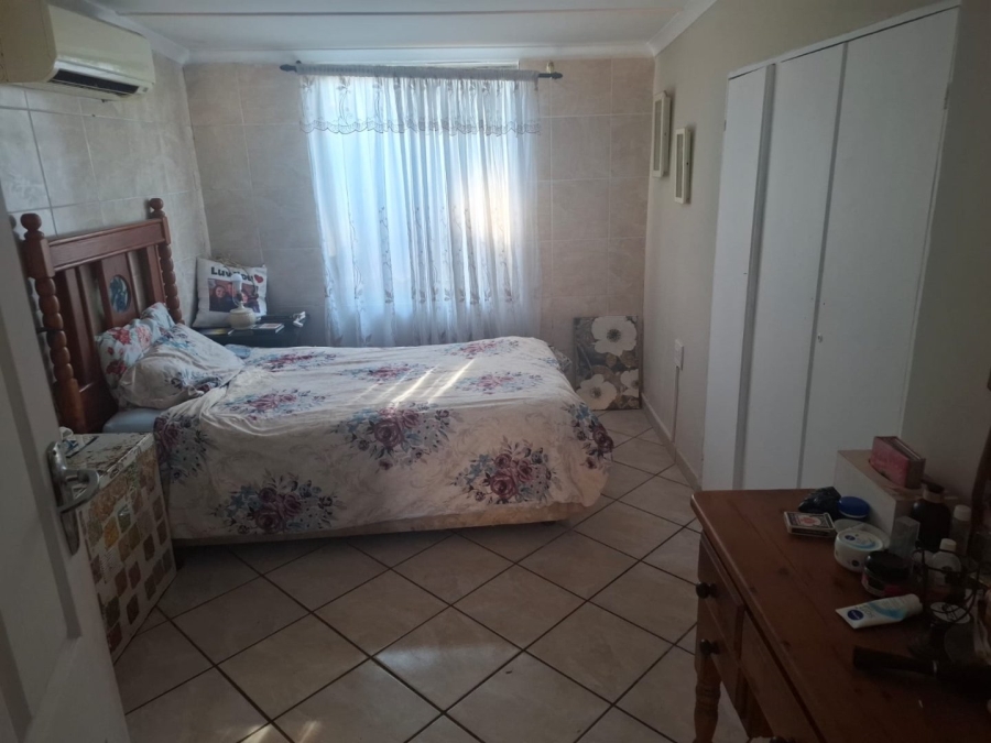 4 Bedroom Property for Sale in Southport KwaZulu-Natal