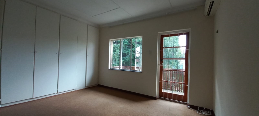 3 Bedroom Property for Sale in Huttenheights KwaZulu-Natal