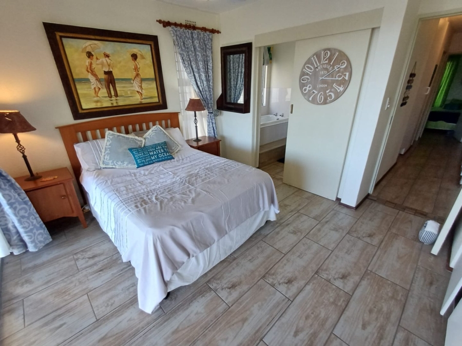 3 Bedroom Property for Sale in Uvongo Beach KwaZulu-Natal