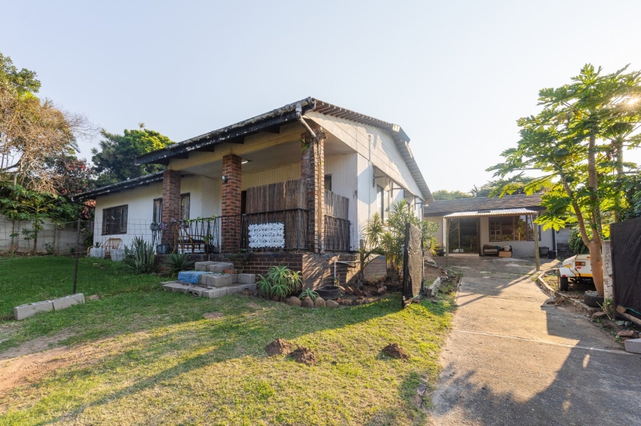 3 Bedroom Property for Sale in Uvongo KwaZulu-Natal