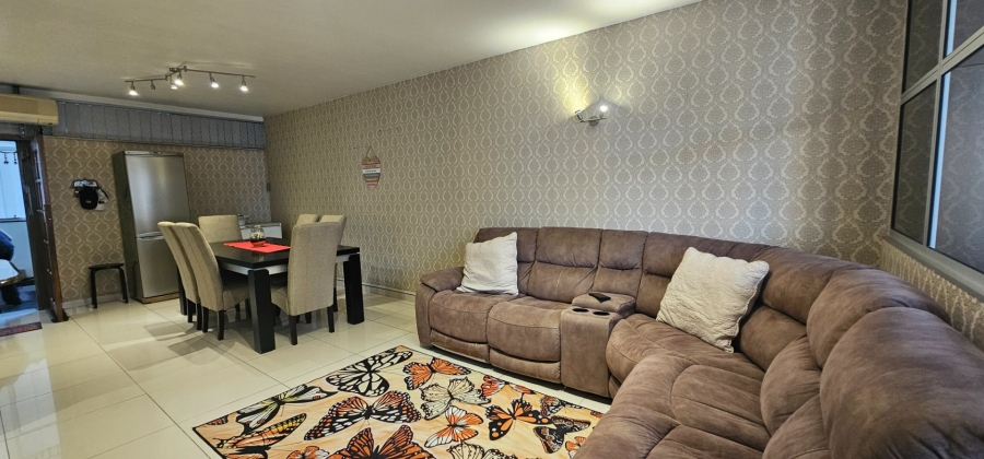 2 Bedroom Property for Sale in North Beach KwaZulu-Natal